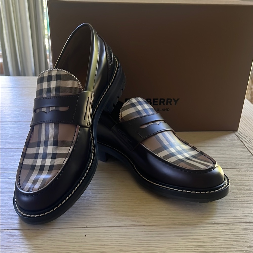 Burberry Fred Country 2 Loafers- Men’s size UK 7, Eur 41